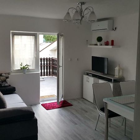 Apartment No1 โคเรนนิซา ภายนอก รูปภาพ