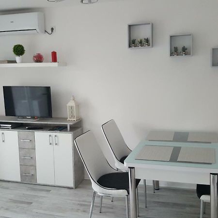 Apartment No1 โคเรนนิซา ภายนอก รูปภาพ